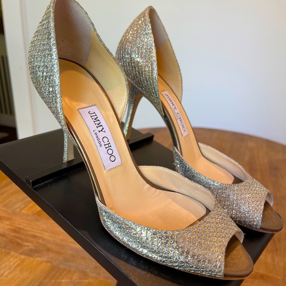 Sold : Jimmy Choo Logan Peep Toe Shimmer Metallic Champagne/Silver Heels (39 ) - Picture 1 of 15
